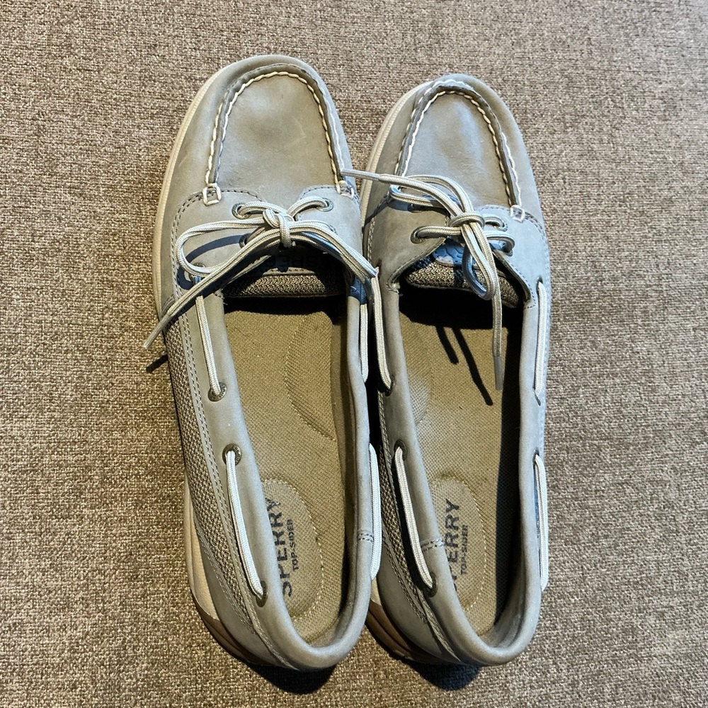 Sperry Light Gray Leather Boat Shoes